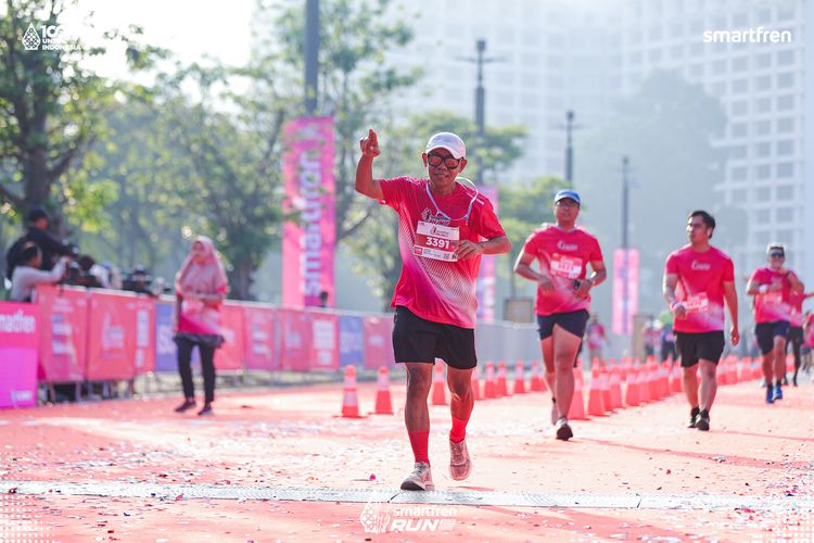 Race photo from Smartfren Run 2025 