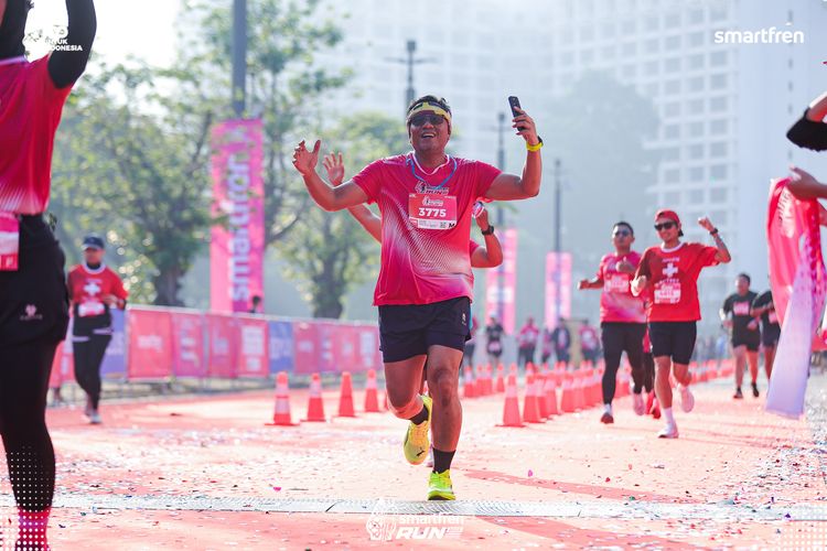Race photo from Smartfren Run 2025 