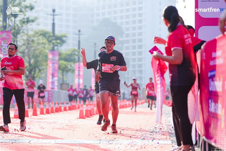 Race photo from Smartfren Run 2025 