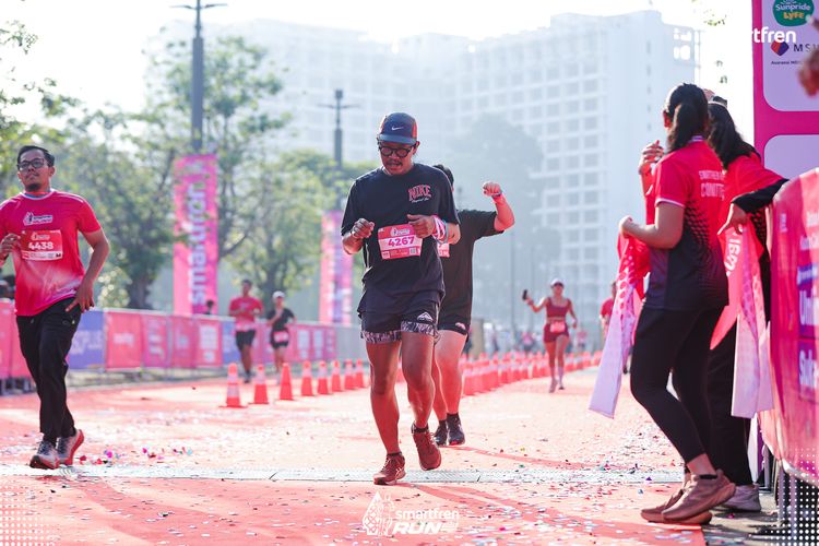 Race photo from Smartfren Run 2025 