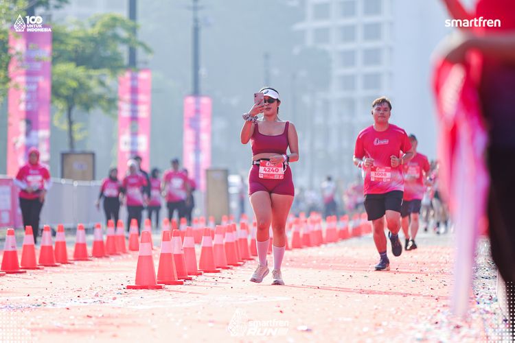 Race photo from Smartfren Run 2025 