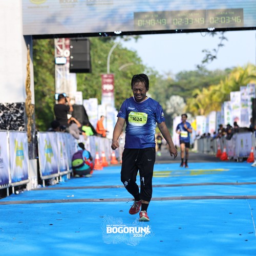 Race photo from BOGORUN 2026