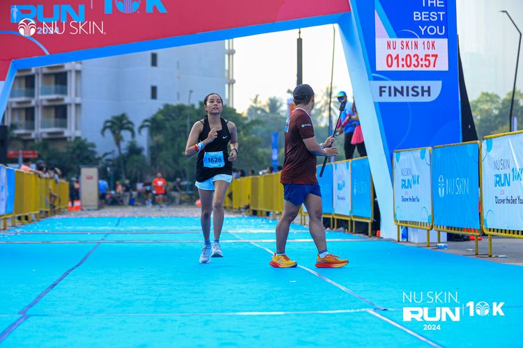 Race photo from Nu Skin Run 10K