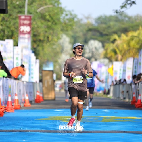 Race photo from BOGORUN 2026