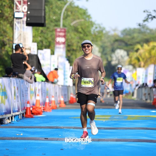 Race photo from BOGORUN 2026