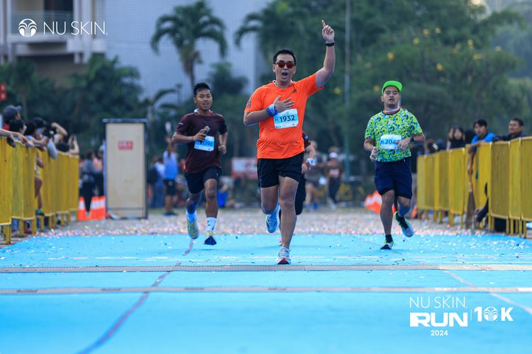 Race photo from Nu Skin Run 10K