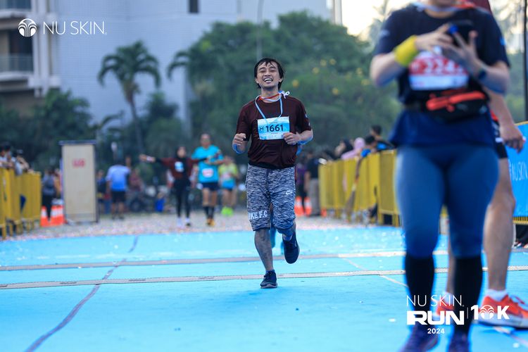 Race photo from Nu Skin Run 10K