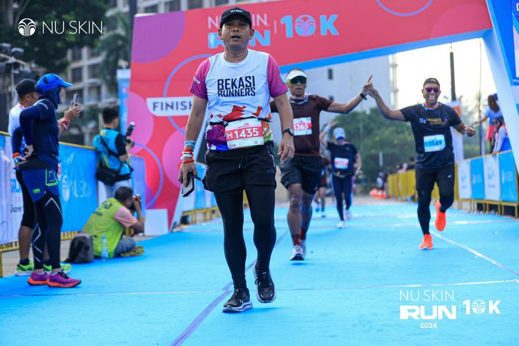 Race photo from Nu Skin Run 10K