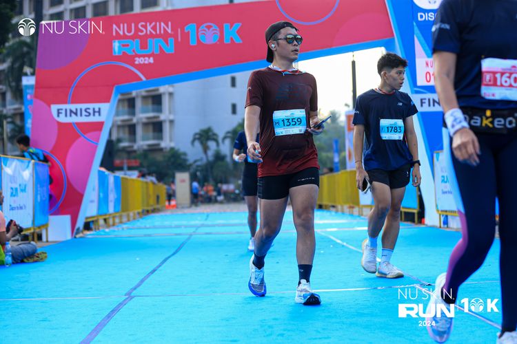 Race photo from Nu Skin Run 10K
