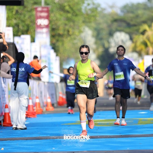 Race photo from BOGORUN 2026