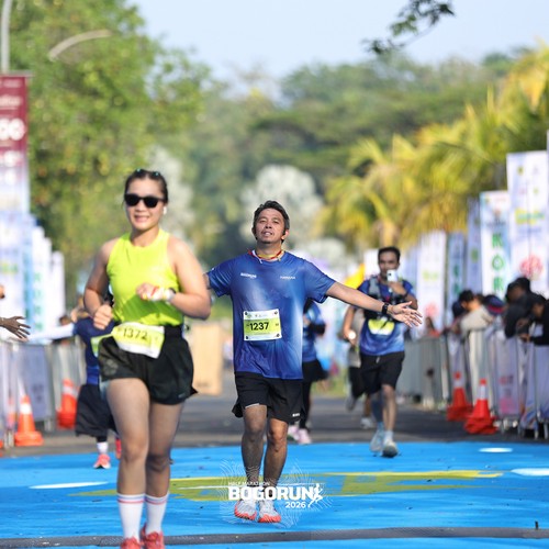 Race photo from BOGORUN 2026