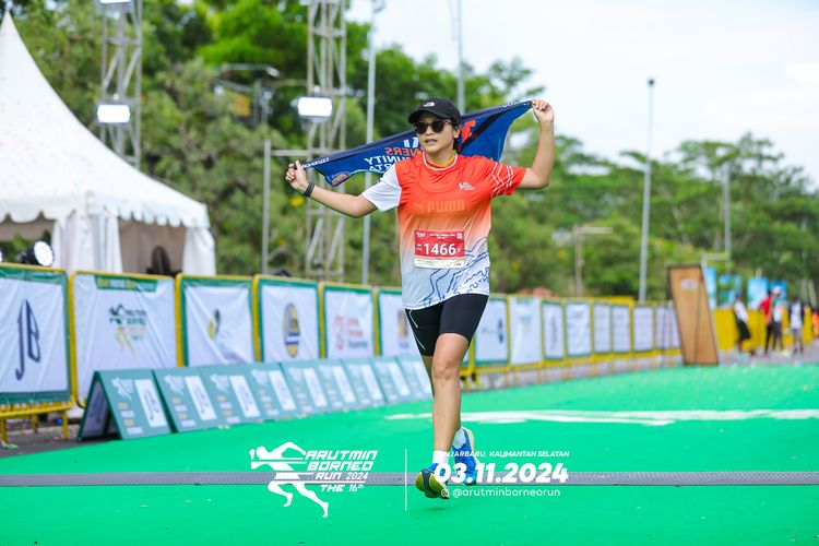 Race photo from Arutmin Borneo Run 2024