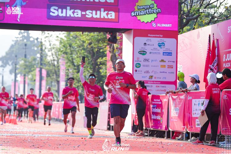 Race photo from Smartfren Run 2025 
