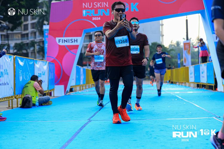 Race photo from Nu Skin Run 10K