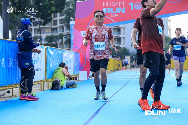 Race photo from Nu Skin Run 10K