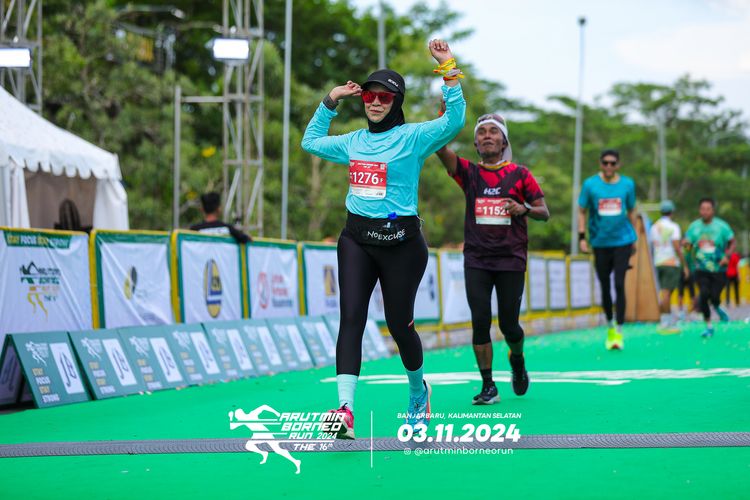 Race photo from Arutmin Borneo Run 2024