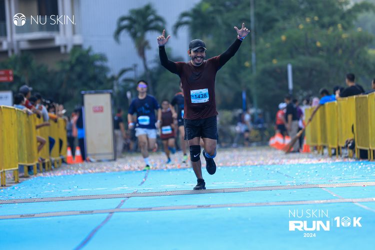 Race photo from Nu Skin Run 10K