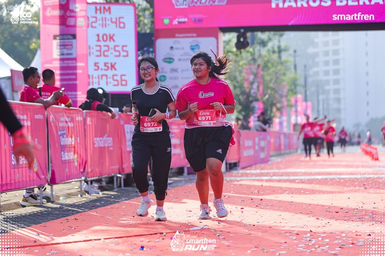 Race photo from Smartfren Run 2025 