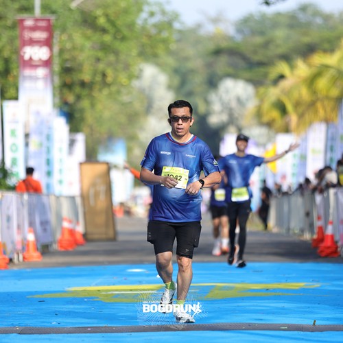 Race photo from BOGORUN 2026