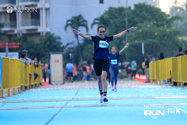 Race photo from Nu Skin Run 10K