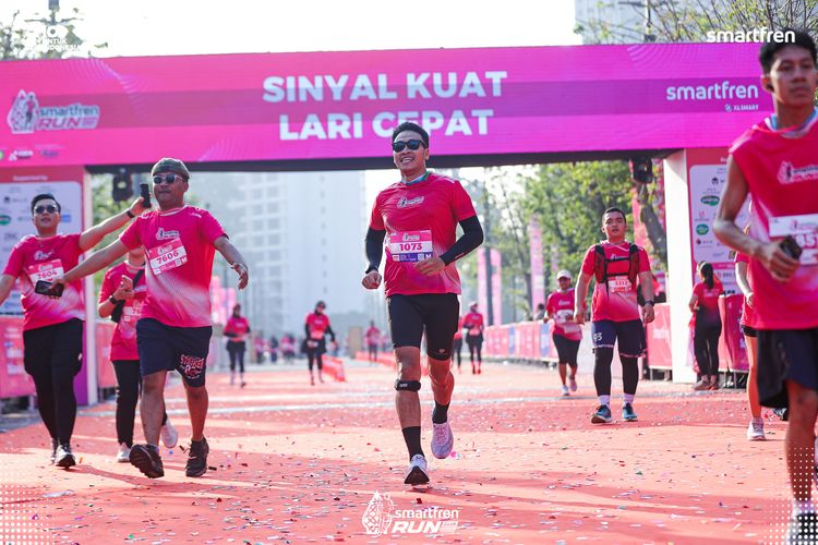 Race photo from Smartfren Run 2025 