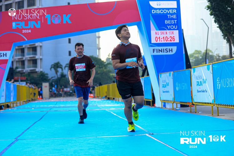 Race photo from Nu Skin Run 10K