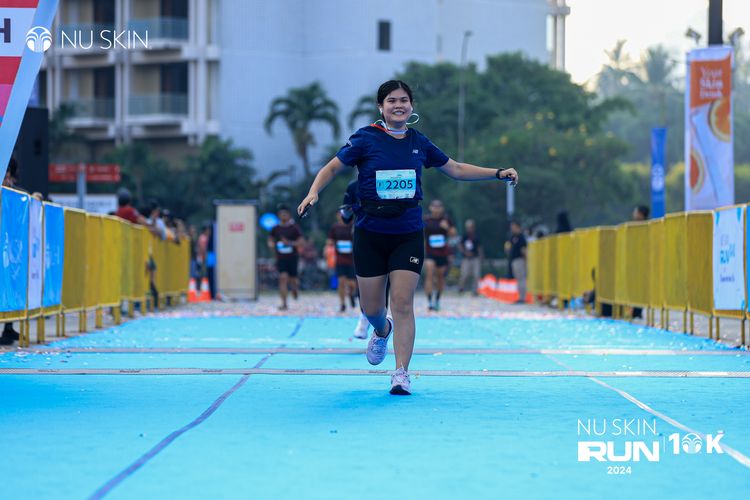 Race photo from Nu Skin Run 10K