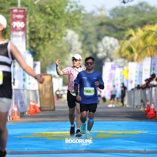 Race photo from BOGORUN 2026