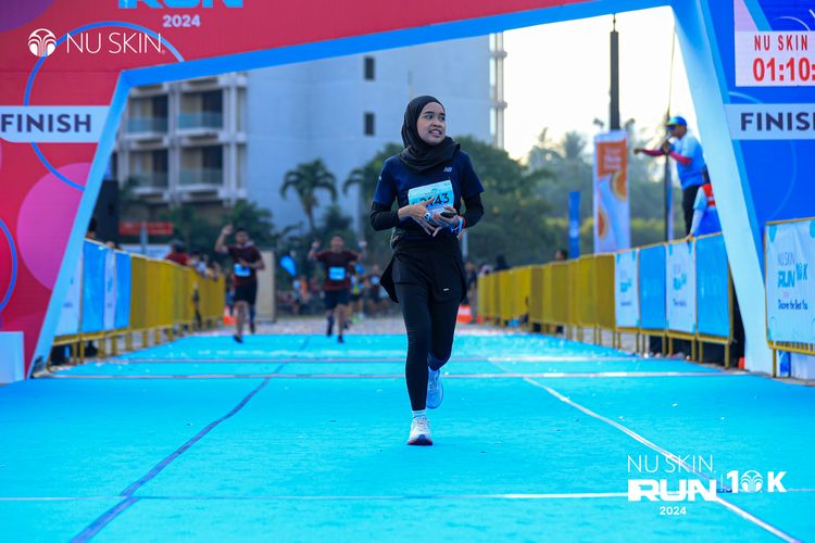 Race photo from Nu Skin Run 10K