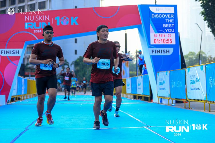 Race photo from Nu Skin Run 10K