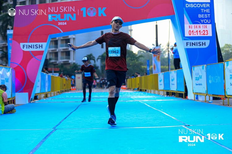 Race photo from Nu Skin Run 10K