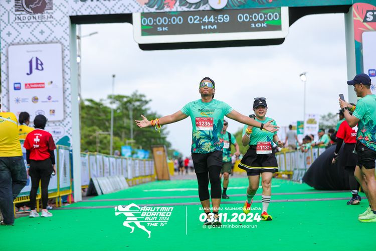 Race photo from Arutmin Borneo Run 2024