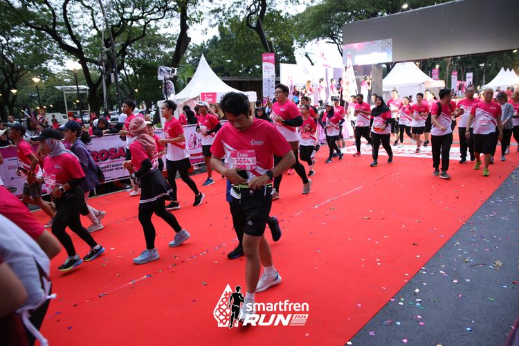 Race photo from Smartfren Run 2024