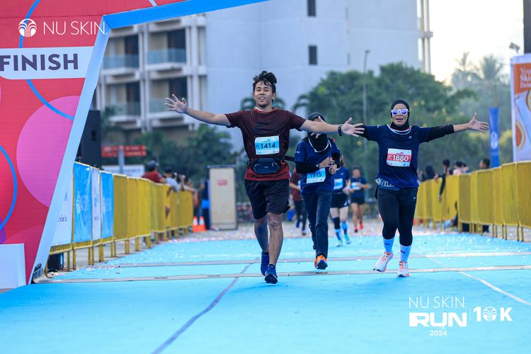 Race photo from Nu Skin Run 10K