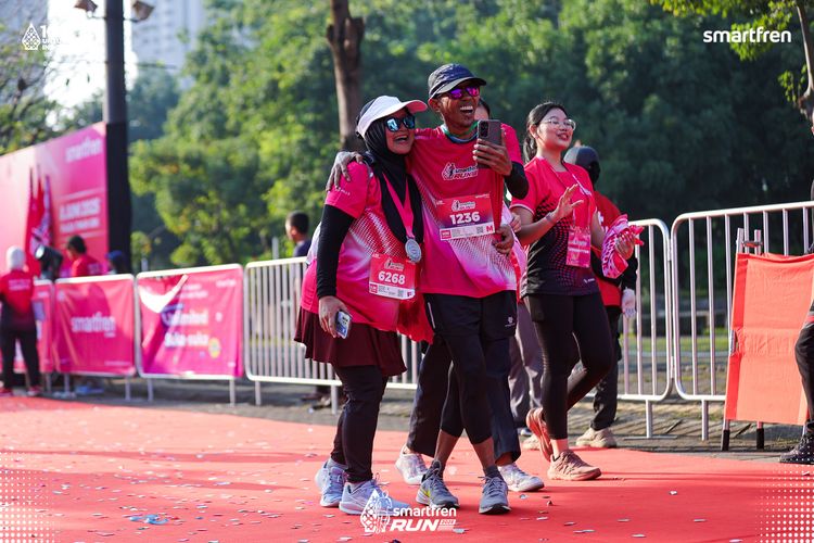 Race photo from Smartfren Run 2025 