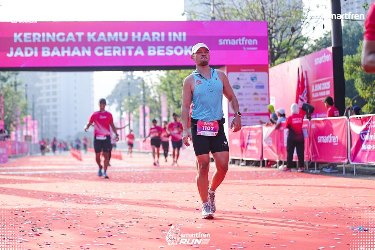 Race photo from Smartfren Run 2025 