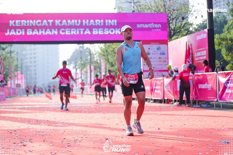 Race photo from Smartfren Run 2025 