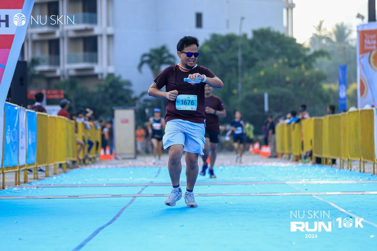 Race photo from Nu Skin Run 10K