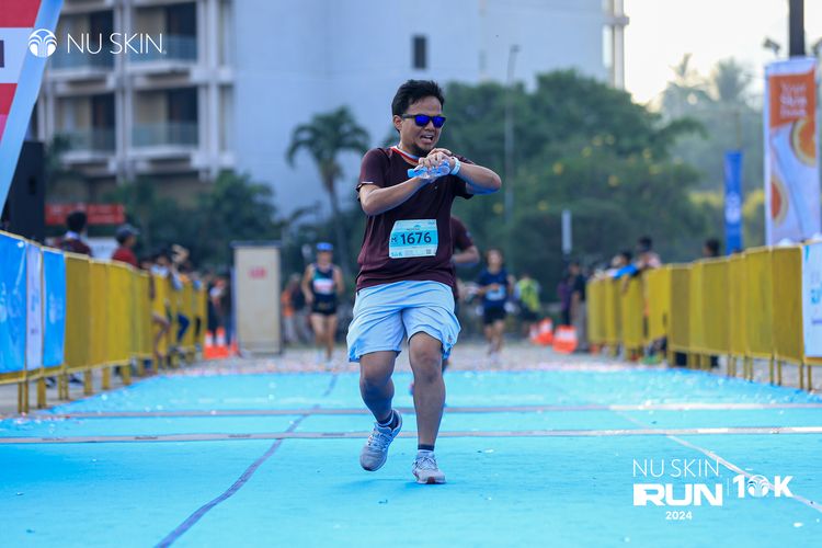 Race photo from Nu Skin Run 10K