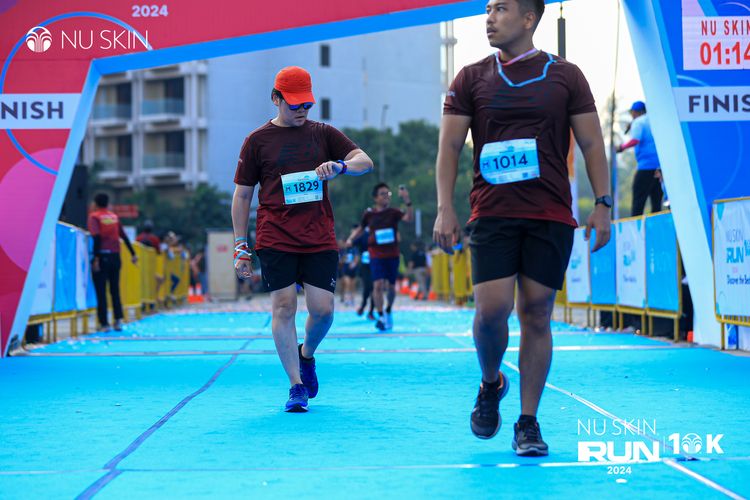 Race photo from Nu Skin Run 10K