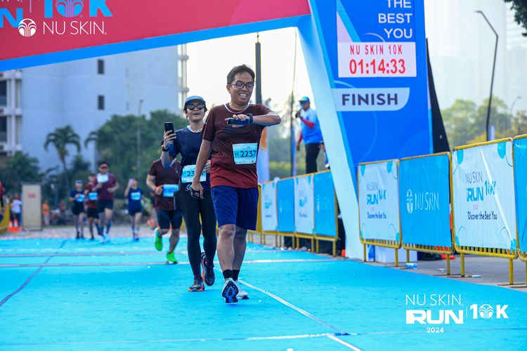 Race photo from Nu Skin Run 10K