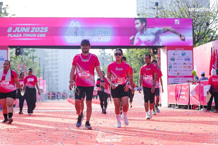 Race photo from Smartfren Run 2025 