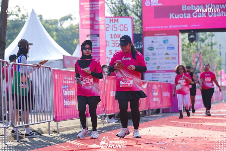 Race photo from Smartfren Run 2025 