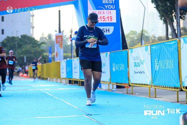 Race photo from Nu Skin Run 10K