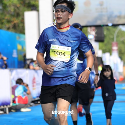 Race photo from BOGORUN 2026