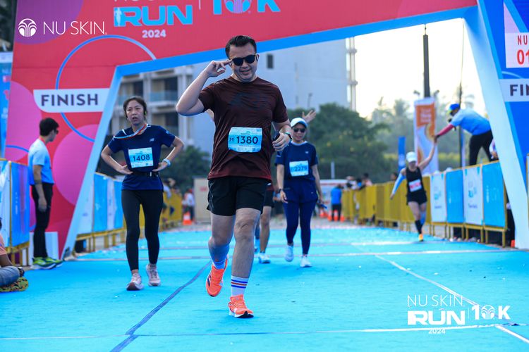 Race photo from Nu Skin Run 10K