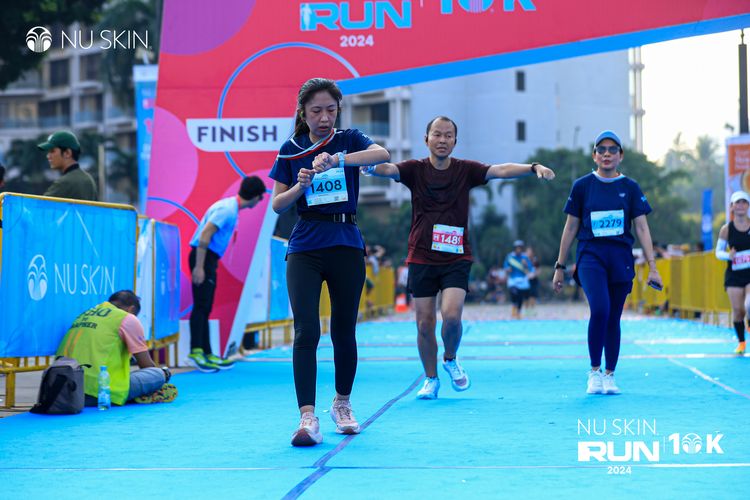 Race photo from Nu Skin Run 10K