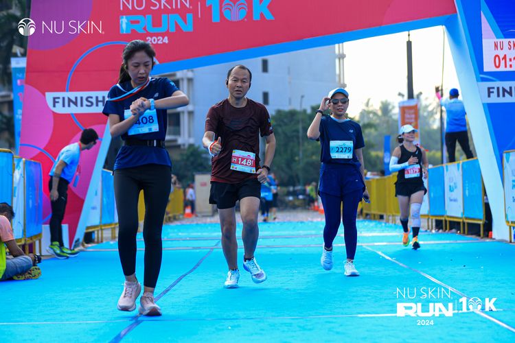 Race photo from Nu Skin Run 10K