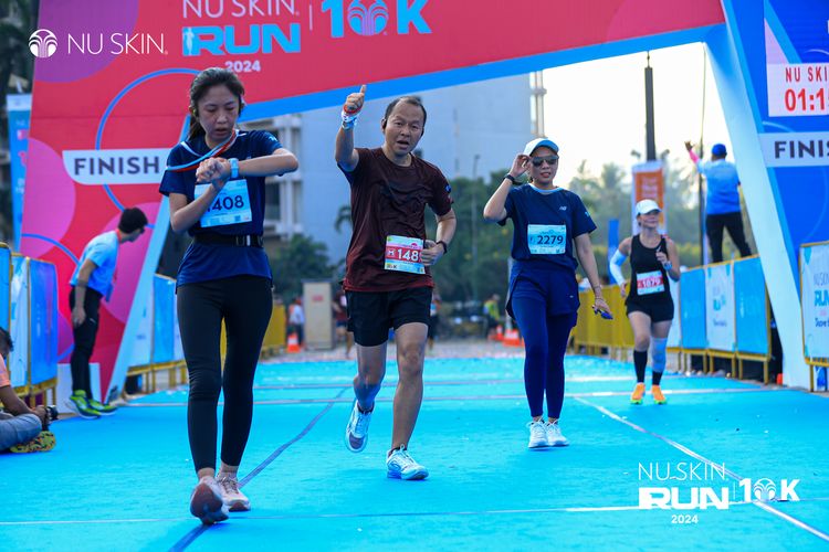 Race photo from Nu Skin Run 10K