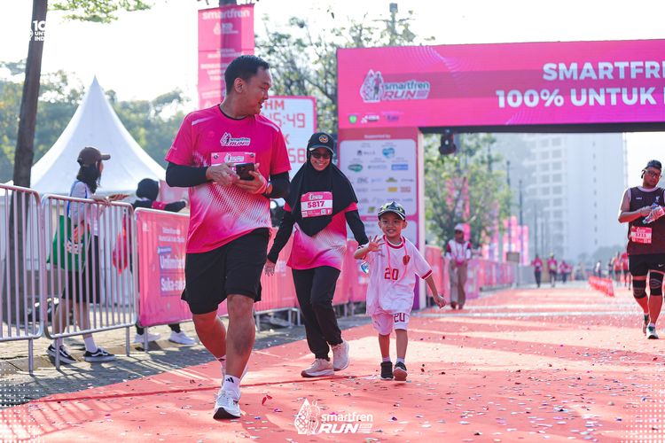 Race photo from Smartfren Run 2025 